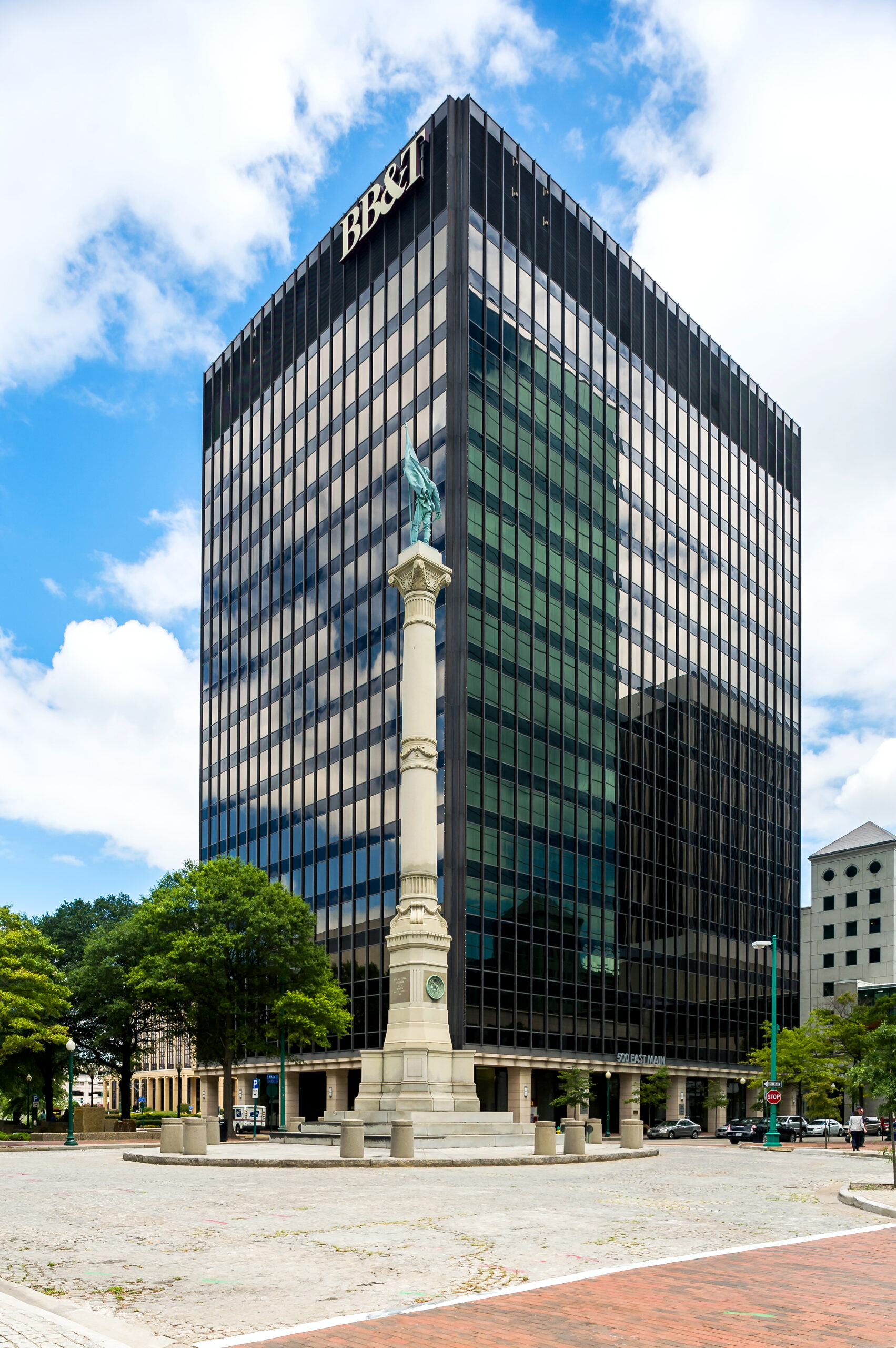 500EastMainStreet-24