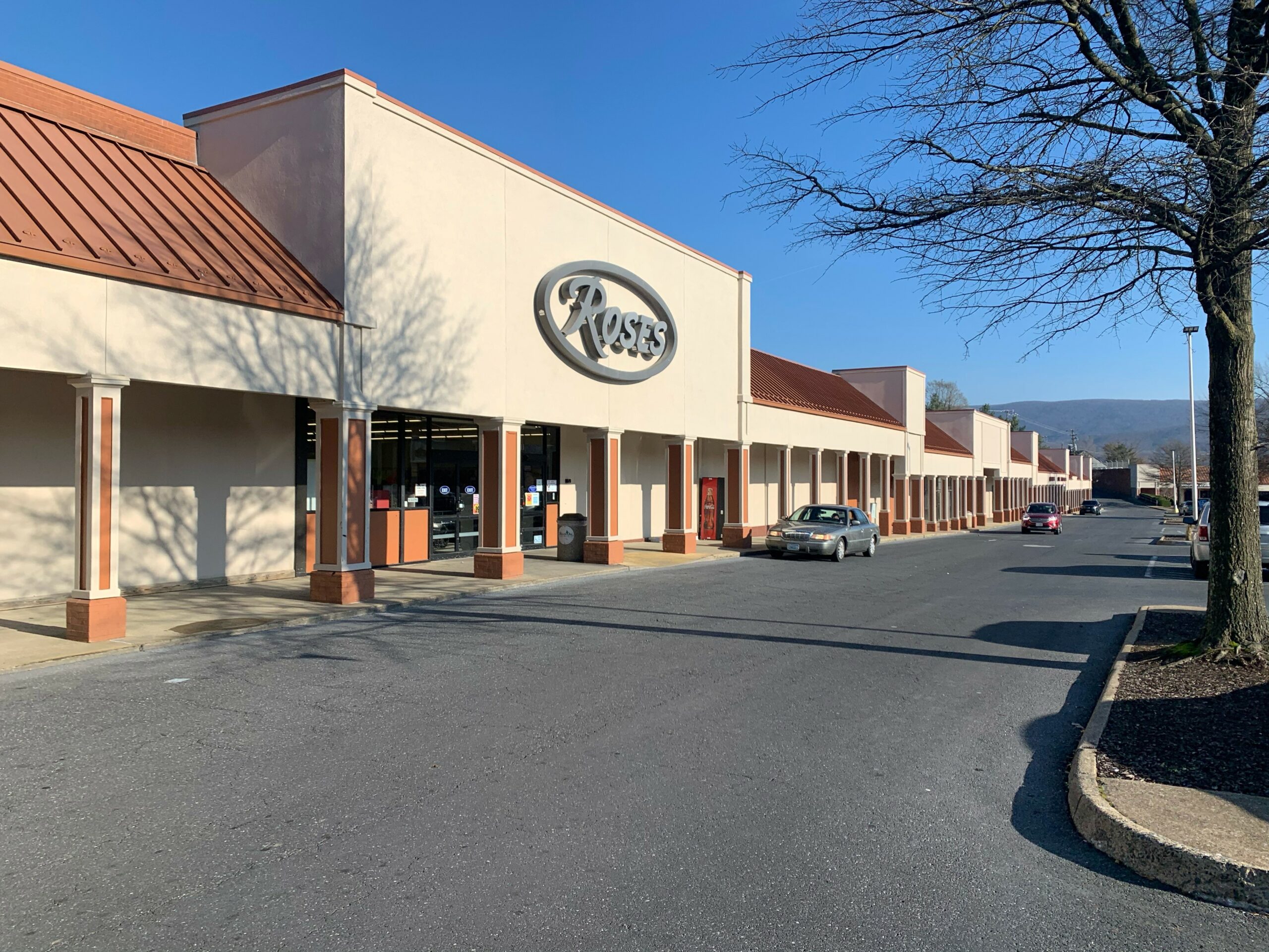 Willow Oak Plaza_120920-B