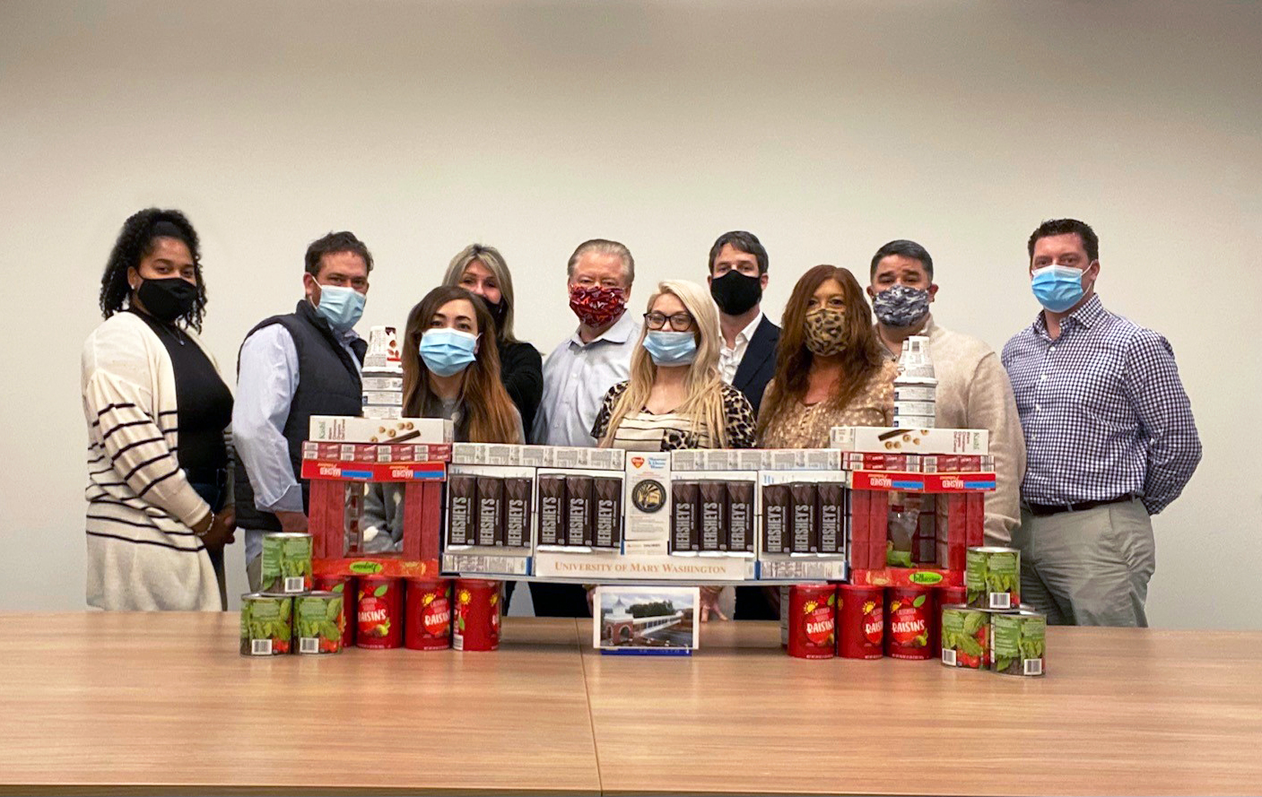 Group photo for Canstruction