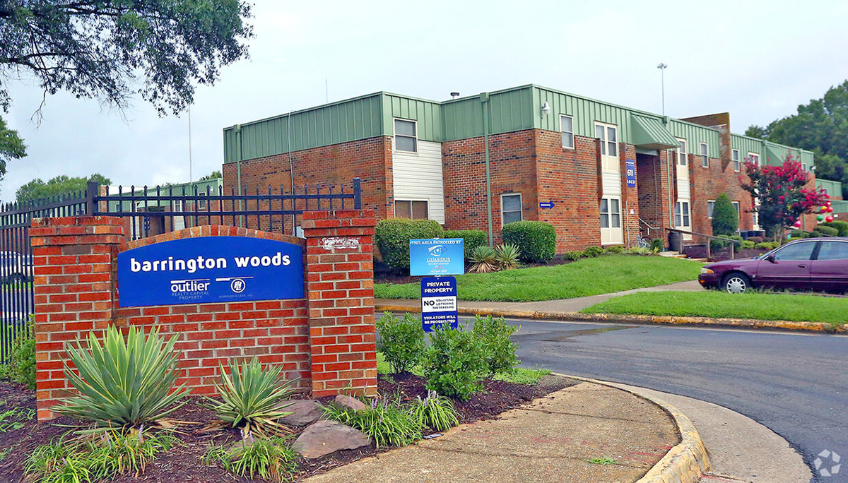 Barrington Woods_Hampton_primary-photo_pr