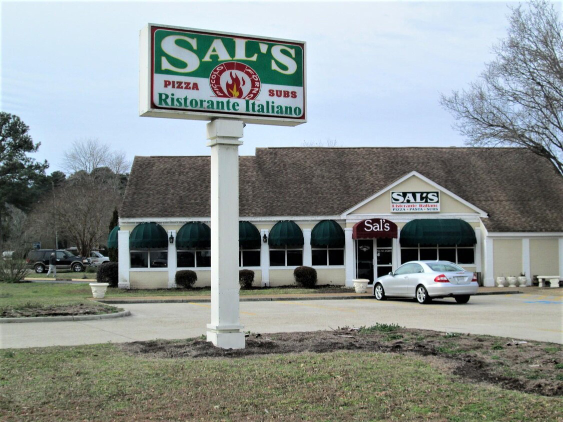Sal’s Restaurant & Pizzeria image