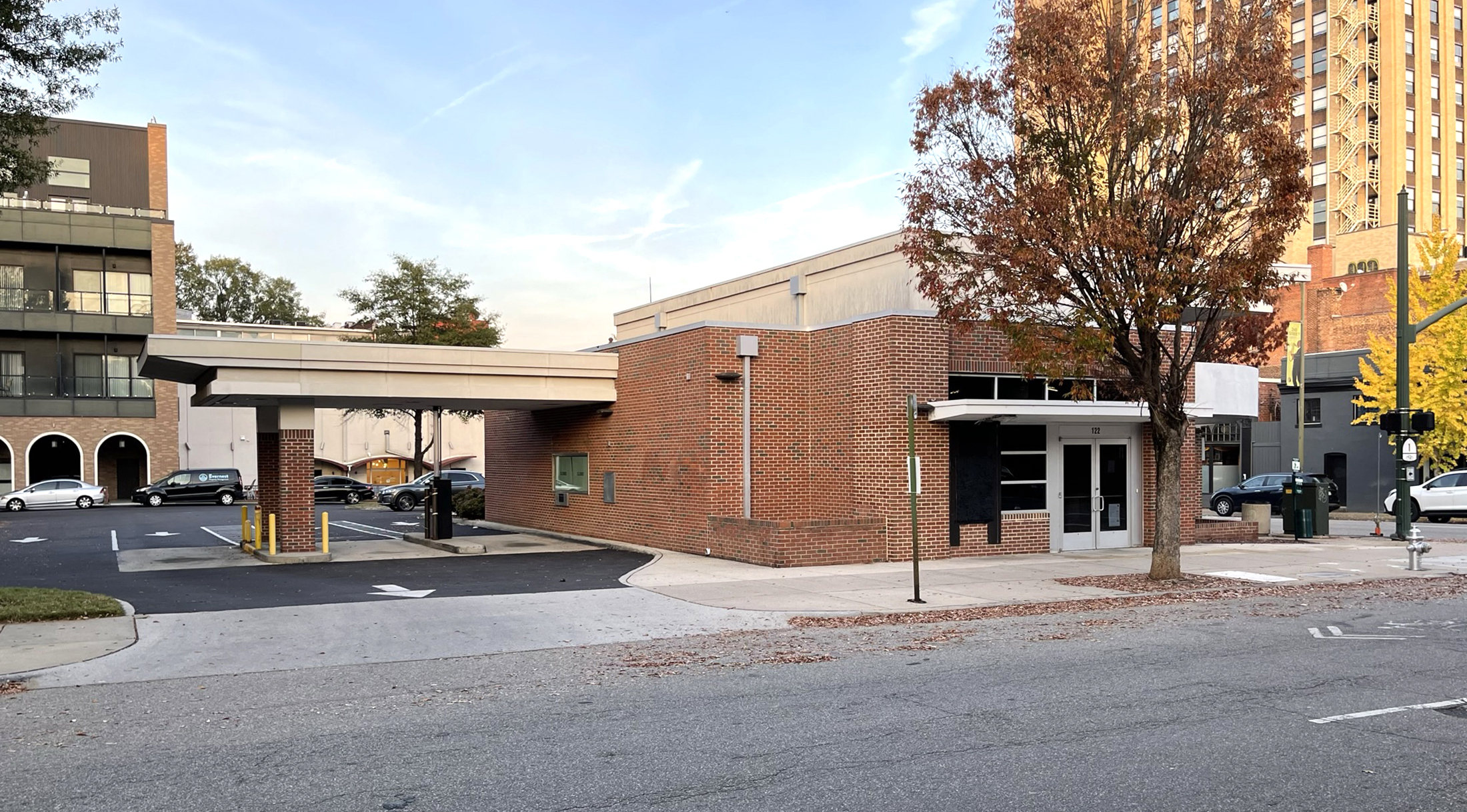 122 East Grace Street - Thalhimer