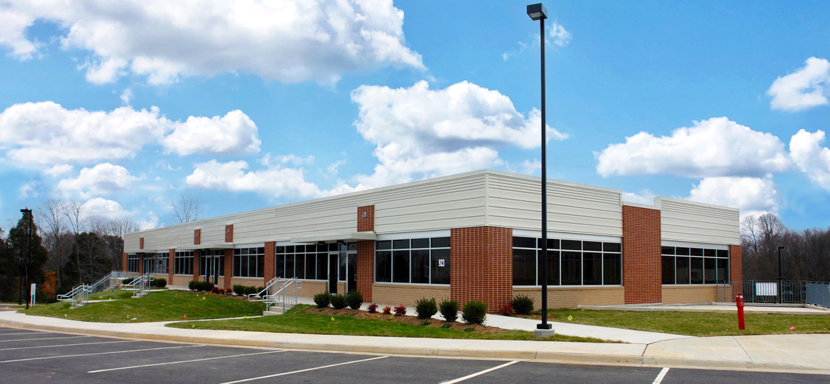 Westpark Corporate Center – 923 Maple Grove Dr image